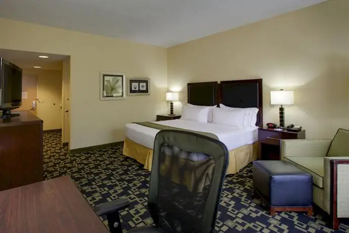 Holiday Inn Express Hotel Raleigh Southwest 