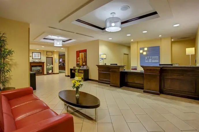 Holiday Inn Express Hotel Raleigh Southwest 