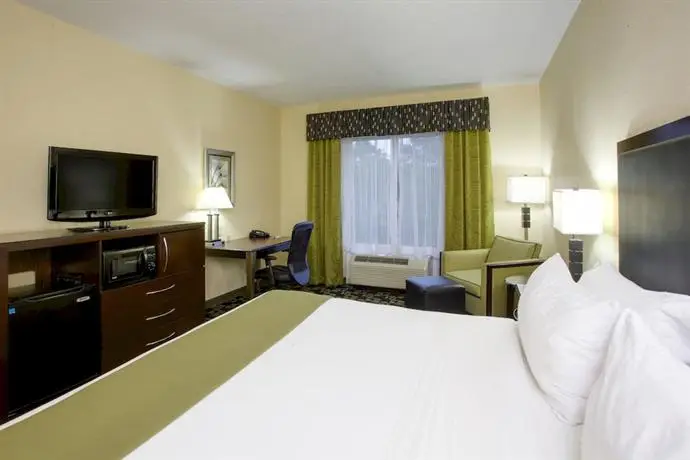 Holiday Inn Express Hotel Raleigh Southwest 