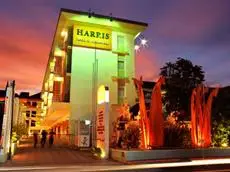 HARRIS Hotel & Residences Riverview Kuta 