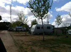 Hostal - Bungalows Camping Caceres 
