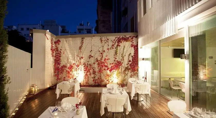 Alenti Sitges Hotel & Restaurant 