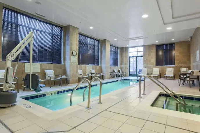 Hilton Garden Inn Shirlington 