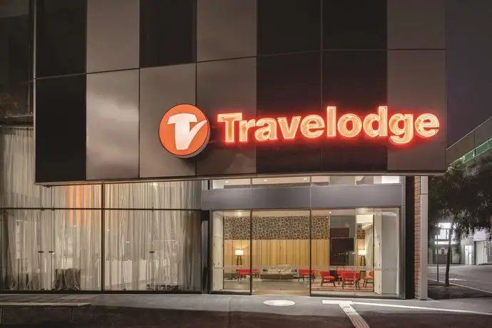 Travelodge Hotel Melbourne Docklands 