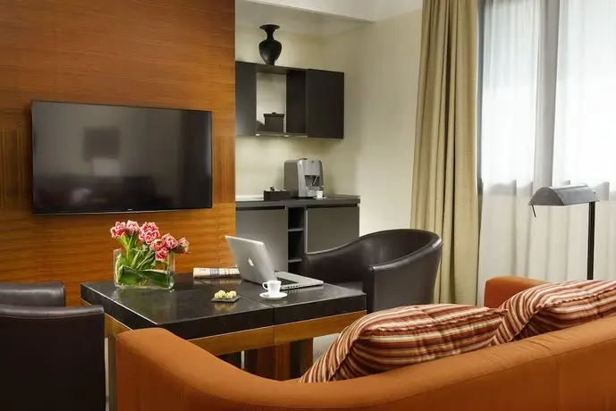 Milan Suite Hotel