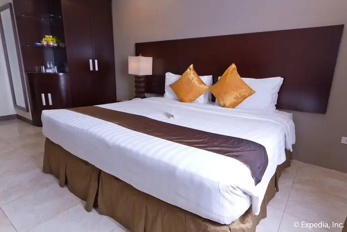 Alpa City Suites Hotel 