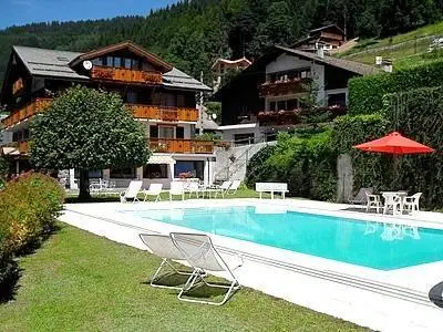 Chalet Hotel Alpina