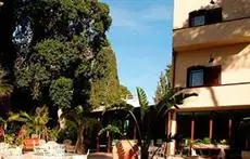 Villa Carmel Boutique Hotel 