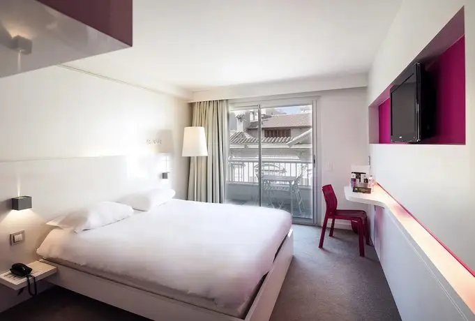 Ibis Styles Menton Centre