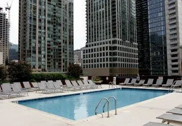 Manilow Suites One Superior Place Chicago 