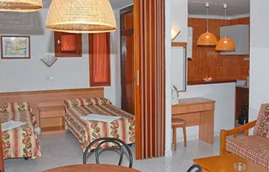 Apartamentos del Rey Portinatx 