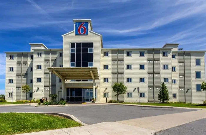 Motel 6 Kingston Ontario 