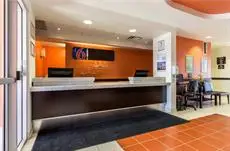 Motel 6 Kingston Ontario 