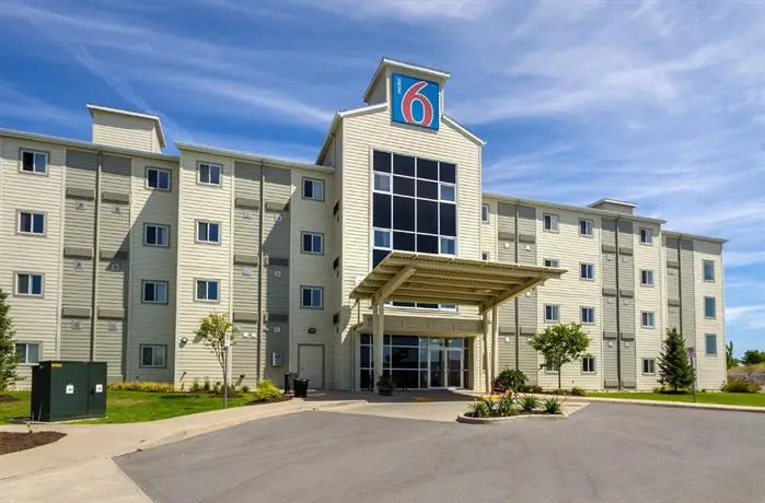 Motel 6 Kingston Ontario 