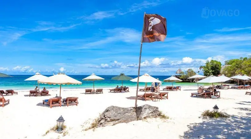 The Sands at Chale Island 