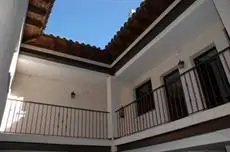 Suites Casas de los Reyes 