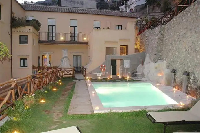 Amalfi Holiday Resort 