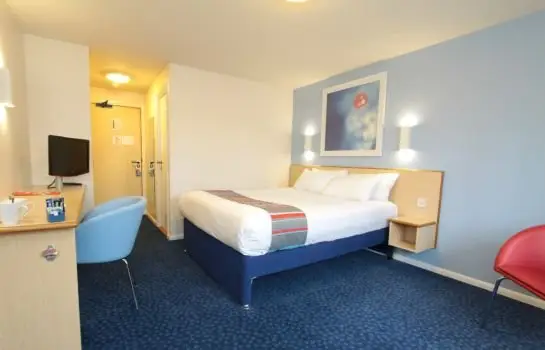 Travelodge Edinburgh Airport Ratho Station 