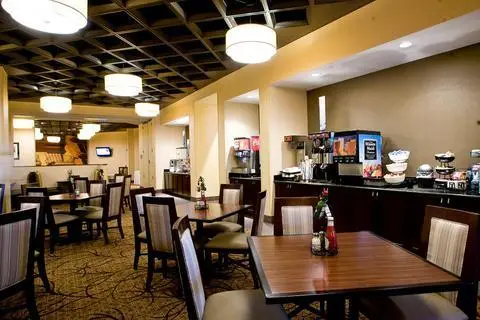 Embassy Suites Savannah Airport 