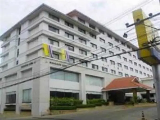 Bussarakam Hotel