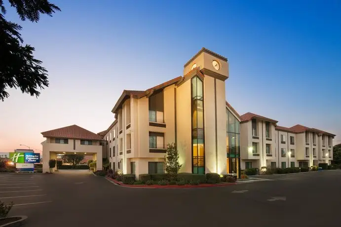 Holiday Inn Express Hotel & Suites Santa Clara - Silicon Valley