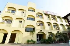 Hotel Raj Darbar 