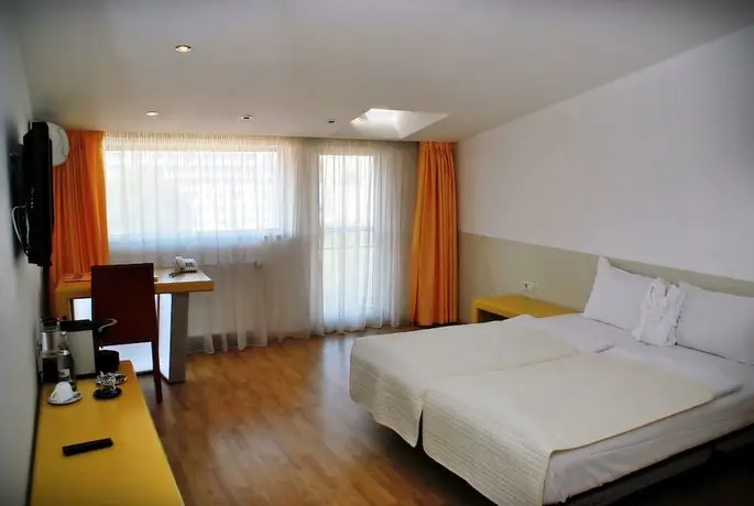 Christina Hotel Bucharest 