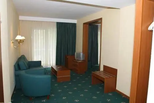 Palas Hotel 