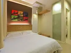 KK Suites Hotel 