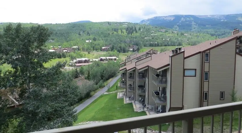 Snowmass Mountain Condominium 