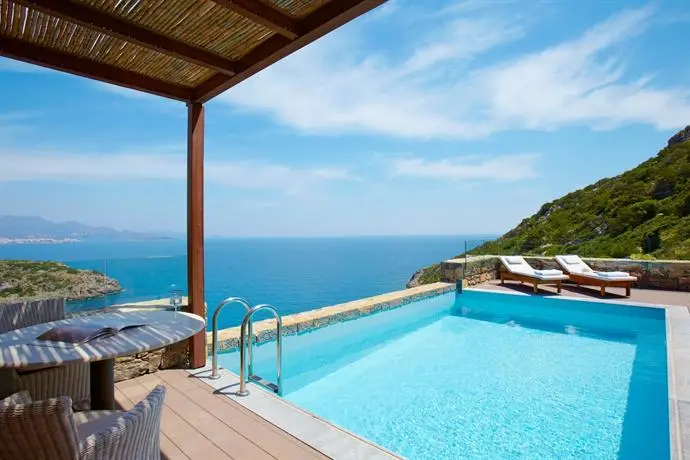 Daios Cove Luxury Resort & Villas 