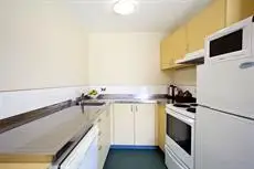 Clearbrook Motel & Serviced Apartments 