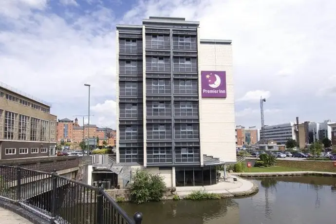 Premier Inn Nottingham Arena London Road 