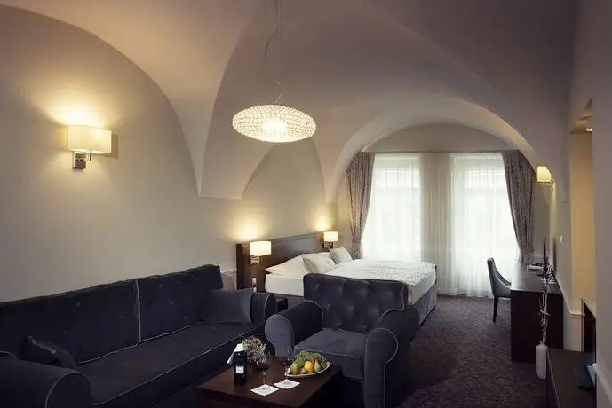 Hotel Ambassador Kosice 