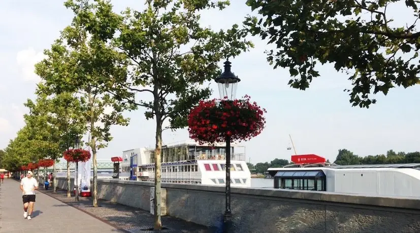 Botel Gracia 