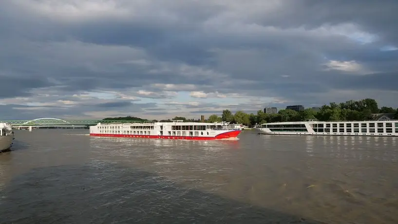 Botel Gracia 