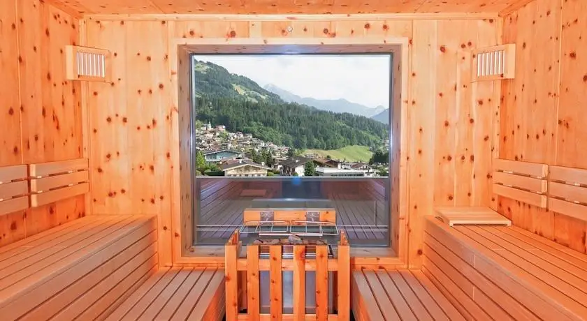 Alpina Zillertal - Family Lifestyle Kinderhotel 