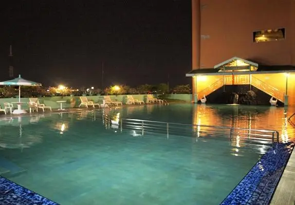 Tunjungan Hotel