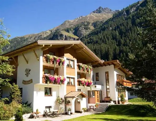 Hotel Sonnblick Sankt Leonhard im Pitztal