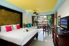 Hive Khaolak Beach Resort 