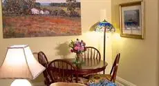 Lyndon House Bed & Breakfast 