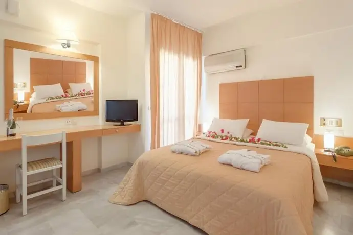 Mare Hotel Apartments 