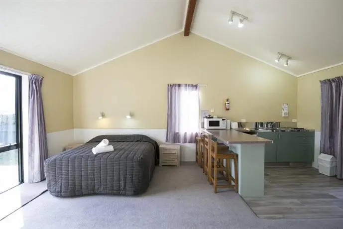 Wanaka Kiwi Holiday Park & Motels 