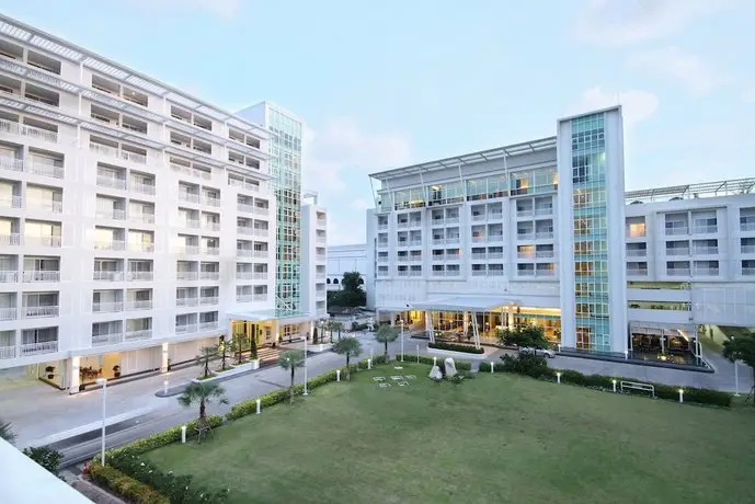 Kameo Grand Hotel & Serviced Apartment Rayong