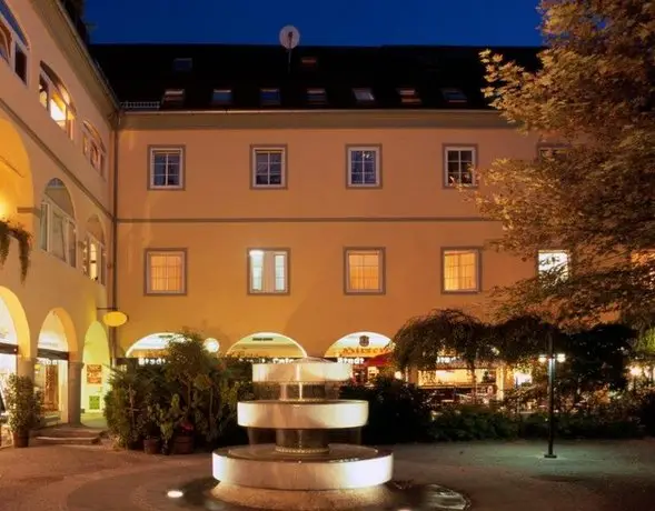 Hotel Goldener Brunnen