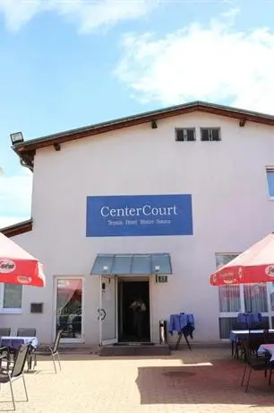 CenterCourt Hotel 