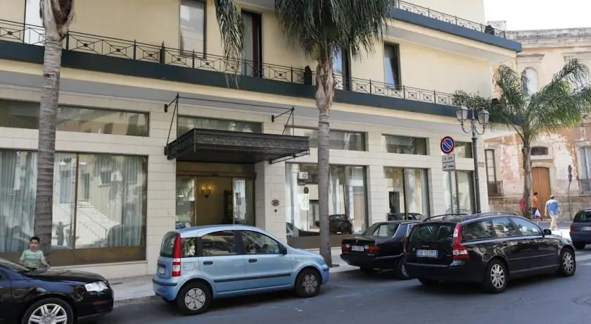 Hotel Colonna Brindisi