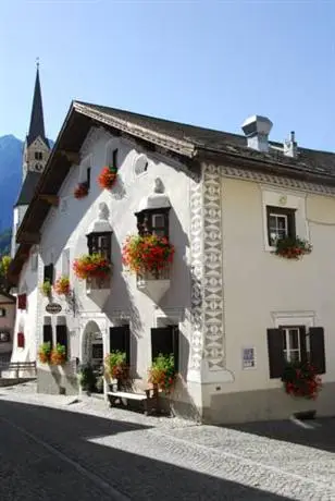 Hotel Engiadina Scuol