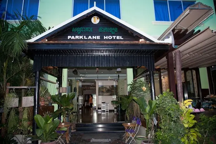 Parklane Hotel 