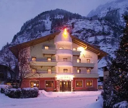 Hotel Alpenblick Langenfeld